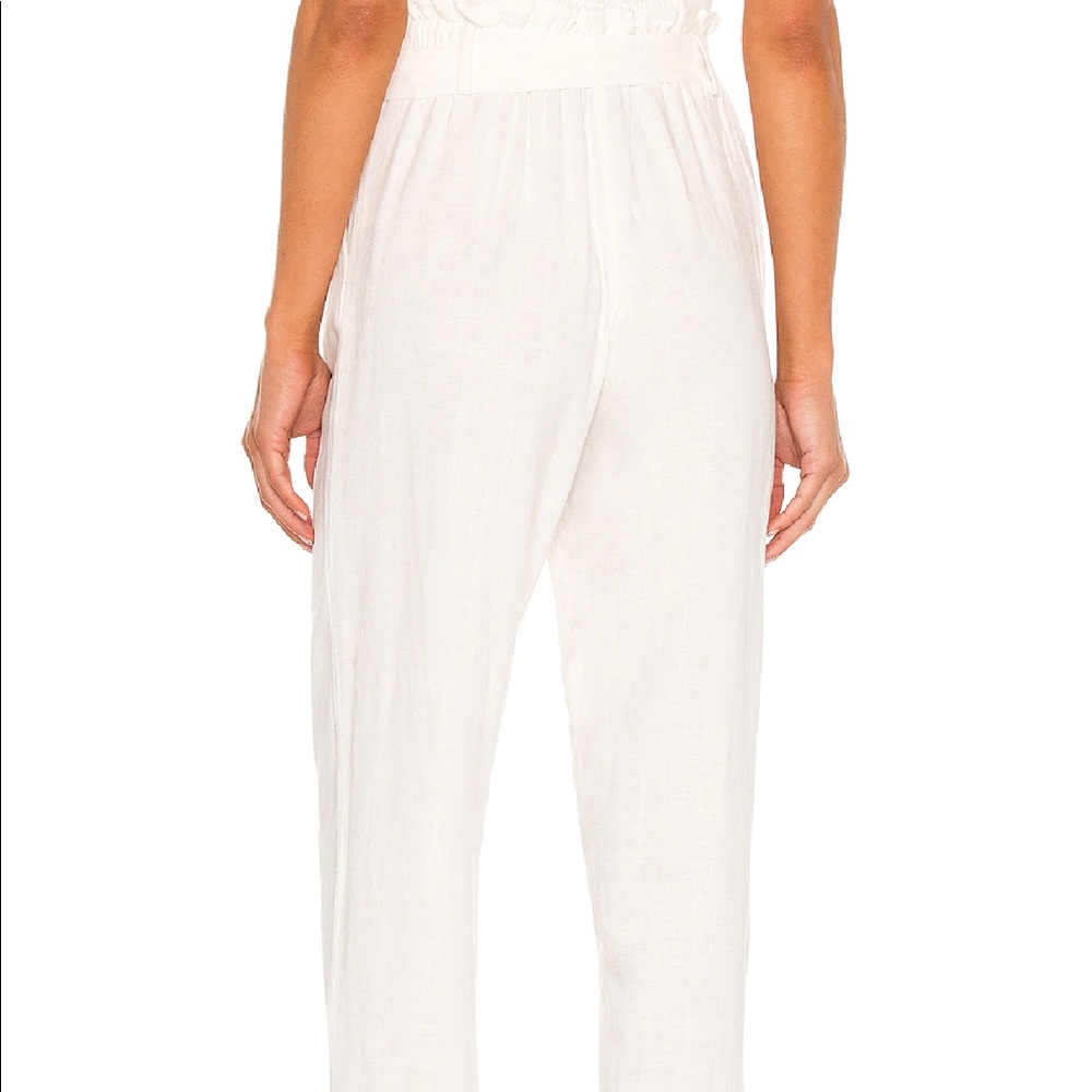 REVOLVE - Bobi Black Indio Linen Paperbag Waist Pant & Tank Top Set in Ivory XS - Picture 4 of 7